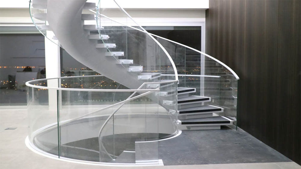 Curved stairs in Krion